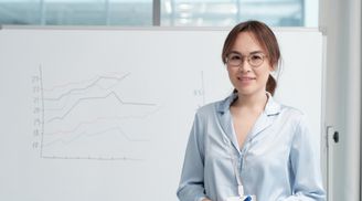 Certificate Courses for Students pursuing BA, MA Economics; Opportunities & Salary