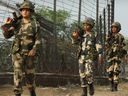 ரூ.70 ஆயிரம் ஊதியத்தில் மத்திய BSF படையில் கொட்டிக்கிடக்கும் வேலைகள்!