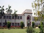 Experts seek minority status for Aligarh Muslim University