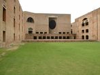 IIM Ahmedabad Recruitment 2018 For Senior Engineer Post: Check Eligibility, Salary & How To Apply