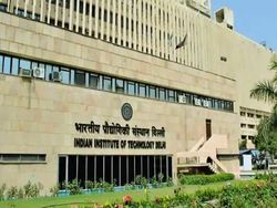 दिल्ली में इंजीनियरिंग के टॉप 10 कॉलेज की लिस्ट