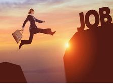 सरकारी नौकरी पाना चाहते है तो करें इस योजना पर काम