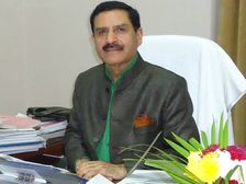 इलाहाबाद विश्वविधालय कुलपति हांगलू का इस्तीफा राष्ट्रपति रामनाथ कोविंद ने स्वीकार किया