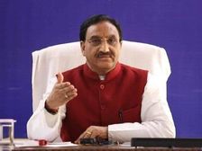 NEET 2021 Exam Latest News Updates: साल में एक बार होगी नीट परीक्षा, शिक्षा मंत्री ने की बड़ी घोषणाएं