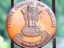 दिल्ली HC में प्राइवेट स्कूलों द्वारा वार्षिक फीस लेने से रोकने वाली याचिका रद्द, देनी होगी पूरी फीस!