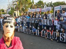 इटरनेशनल डे ऑफ इनोसेंट चिल्ड्रेन विक्टिम्स ऑफ अग्रेशन के इतिहास और महत्तव के बारे में जाने