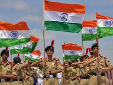 Independence Day 2022: बॉलीवुड की टॉप 10 देश भक्ति पर आधारित फिल्में