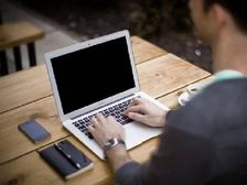 Career Advice: कंप्‍यूटर ऑपरेटर की जॉब के साथ कौन-सा कोर्स बेस्ट रहेगा जानिए