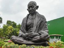Gandhi Jayanti Wishes 2022: गांधी जयंती की शुभकामनाएं संदेश शेयर करें