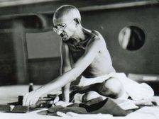 क्या आप असहयोग आन्दोलन के स्थगन को 