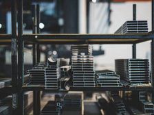 मटेरियल मैनेजमेंट में एमबीए कैसे करें, फीस, जॉब, सैलरी और टॉप कॉलेज