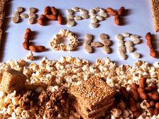 Happy Lohri Wishes Messages 2023: लोहड़ी के अवसर पर शेयर करें विशेज मैसेज