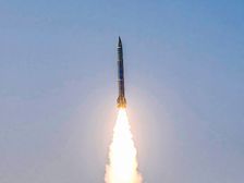 Pralay Missile: प्रलय मिसाइल में हैं ये 10 विशेषताएं
