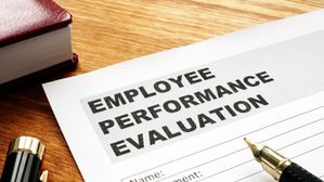 First Appraisal: पहली बार लग रहा है सैलरी हाइक तो आसान भाषा में समझें क्या होता है KRA और KCA