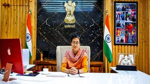 दिल्ली सरकार का बड़ा ऐलान जेईई और नीट की देंगे फ्री वर्चुअल कोचिंग