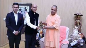 उत्तर प्रदेश के भविष्य के लिए सीएम योगी ने गलगोटिया यूनिवर्सिटी की उपलब्धियों को दी मान्यता