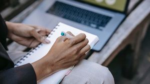 IIM Lucknow में चीफ ह्यूमन रिसोर्सेस ऑफिसर प्रोग्राम जल्द होगा शुरू, आवेदन की अंतिम तिथि 10 अप्रैल