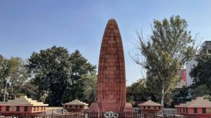 जलियांवाला बाग हत्याकांड पर 10 लाइनें (10 Lines on Jallianwala Bagh Massacre)