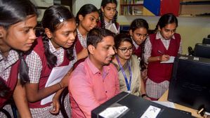 UP Board Result 2024: हरदोई के हाईस्कूल, इंटर के टॉपर छात्रों की सूची