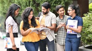 UP Board 2023: रायबरेली के हाईस्कूल, इंटर के टॉपर छात्रों की सूची