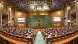 10 Lines on New Parliament Building in Hindi | नए संसद भवन पर 10 लाइनें