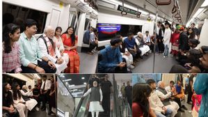 PM Modi DU Visit: मेट्रो का सफर तय कर पीएम मोदी पहुंचे दिल्ली यूनिवर्सिटी, देखें उनके सफर का खास वीडियो