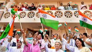 Har Ghar Tiranga 2.0: स्वतंत्रता दिवस के उपलक्ष्य में अब हर फहरेगा तिरंगा, इस दिन से होगी शुरुआत