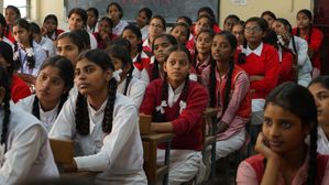 UP Board Safe City Project होगा 9वीं, 10वीं कक्षा के सिलेबस का हिस्सा, ये है खास बात