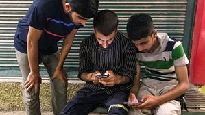 यूपी बोर्ड 10वीं रिजल्ट 2024 वेबसाइट, SMS और डिजिलॉकर से कैसे करें डाउनलोड