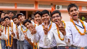 UP Board Class 10 result 2024 Link (OUT): यूपी बोर्ड 10वीं रिजल्ट 2024 जारी, 89.55% छात्रों ने पास की परीक्षा