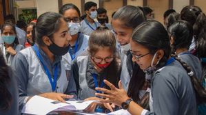 CBSE बोर्ड ने जारी की 10वीं, 12वीं सप्लीमेंट्री परीक्षा 2024 तिथि, cbse.gov.in पर करें पंजीकरण