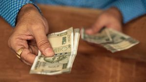 SSC CGL 2024 ग्रूप 'सी' वालो को मिलेगा लाखों में वेतन, यहां देखें किस पद पर मिलेगी कितनी सैलरी?