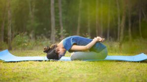 Debate on Yoga Day 2024: योग दिवस पर कैसे करें वाद-विवाद? यहां देखें पक्ष- विपक्ष में तर्क