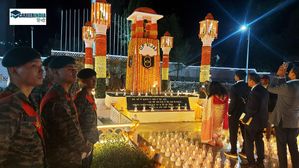 कारगिल विजय दिवस 2024 पर वीर शहीदों को याद कर शेयर करें टॉप 10 शुभकामना संदेश