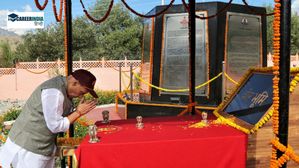 कारगिल विजय दिवस 2024 पर पढ़िए प्रमुख हस्तियों के फेमस कोट्स और प्रसिद्ध नारे जो भर देंगे आपमें जोश