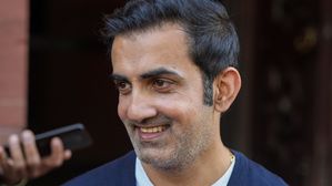 गौतम गंभीर बने भारतीय क्रिकेट टीम के नये हेड कोच, यहां देखें सभी कोच की फुल लिस्ट