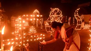 Diwali Essay 2024: दिवाली पर कैसे लिखें कक्षा 9वीं और 11वीं के छात्र निबंध?