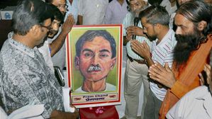 Munshi Premchand Biography: पढ़िए मुंशी प्रेमचंद की जीवनी जन्म से मृत्यु तक शॉर्ट में