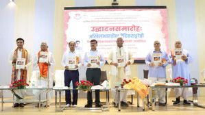 वैदिक शोध को मिलेगा प्रोत्साहन, लखनऊ यूनिवर्सिटी में शुरू होंगे विशेष अध्ययन कार्यक्रम- कुलपति आलोक राय