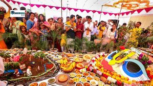 Govardhan Puja Quotes 2024: गोवर्धन पूजा पर शेयर करें कृष्ण जी के कोट्स, जानें इस दिन का महत्व
