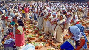 Happy Pongal Wishes 2025: पोंगल पर भेजें दोस्तों और परिजनों को शुभकामना संदेश, यहां पढ़े कोट्स