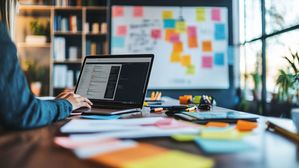 SBI Recruitment 2025: स्टेट बैंक ऑफ इंडिया क्लर्क भर्ती के लिए आवेदन की अंतिम तिथि आज, आवेदन Link यहां