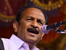 அச்சம், பதற்றம் இன்றி தேர்வுகளை எதிர்கொள்ளுங்கள்: மாணவர்களுக்கு வைகோ வாழ்த்து