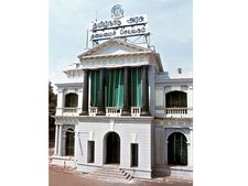 தலைமைச் செயலகத்தை முற்றுகையிடப் போகிறார்கள் கணினி பட்டதாரிகள்!