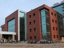 கோவை இஎஸ்ஐ மருத்துவக் கல்லூரி: அடுத்த கல்வியாண்டிலிருந்து தமிழக அரசே நடத்துகிறது!