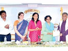 மத்திய அரசின் புதிய திட்டம்: இனி அரசு பள்ளி மாணவர்களும் இங்கிலிலீஷில் பேசலாம்!