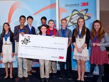 அமெரிக்காவின் இளம் விஞ்ஞானி இவர்தான்...!!!