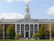 ஹார்வர்டு பிசினஸ் ஸ்கூலுடன் லக்னோ ஐஐஎம் ஒப்பந்தம்