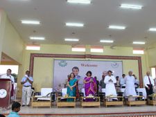 அருமையான பணிகள்...அற்புதமான சாதனை.... கேஐஐடி பல்கலை.க்கு மத்திய அமைச்சர் சுரேஷ் பிரபு பாராட்டு..!!