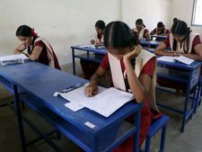 பிளஸ் 2 தேர்வில் தோல்வி - 5 பேர் தற்கொலை...! 